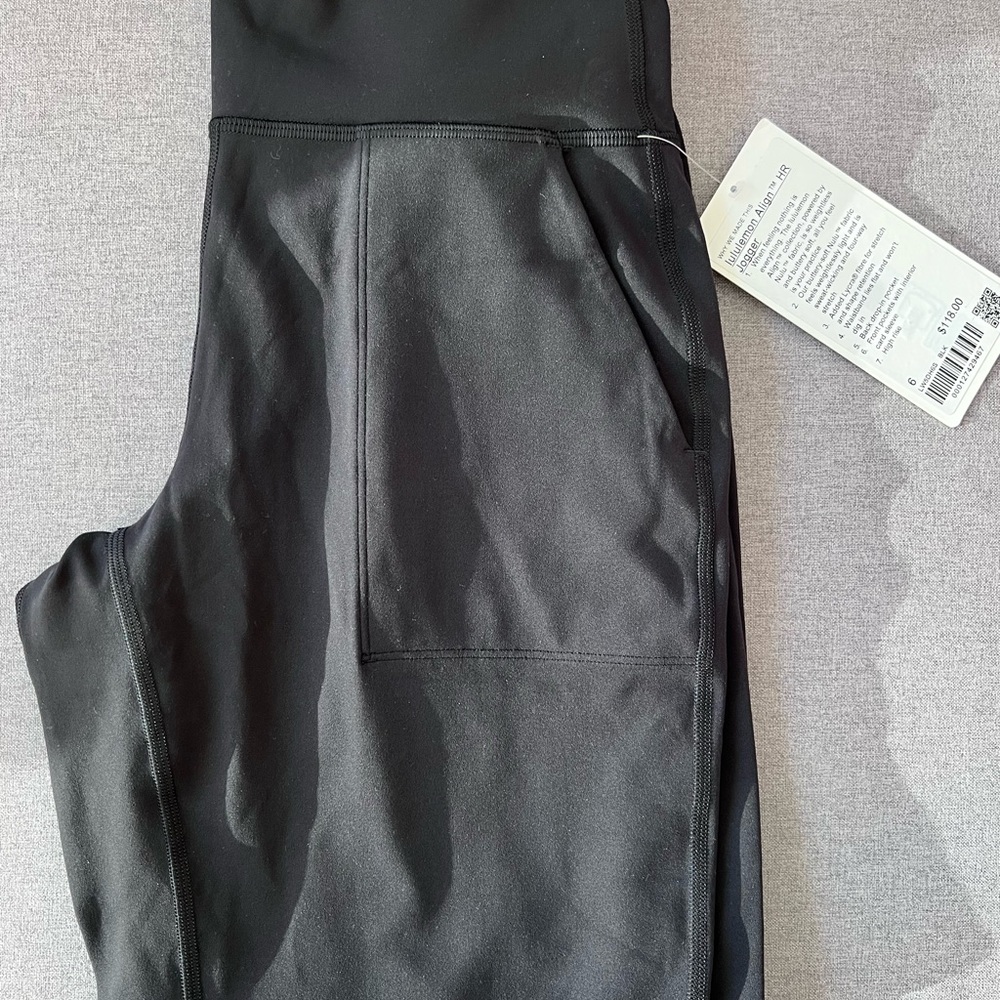 NWT Lululemon Joggers
